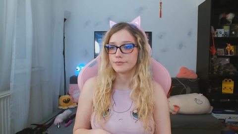 LunaNicole  05-04-2023